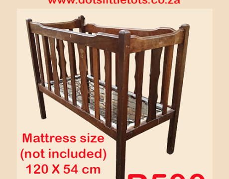 WOODEN COT – R500